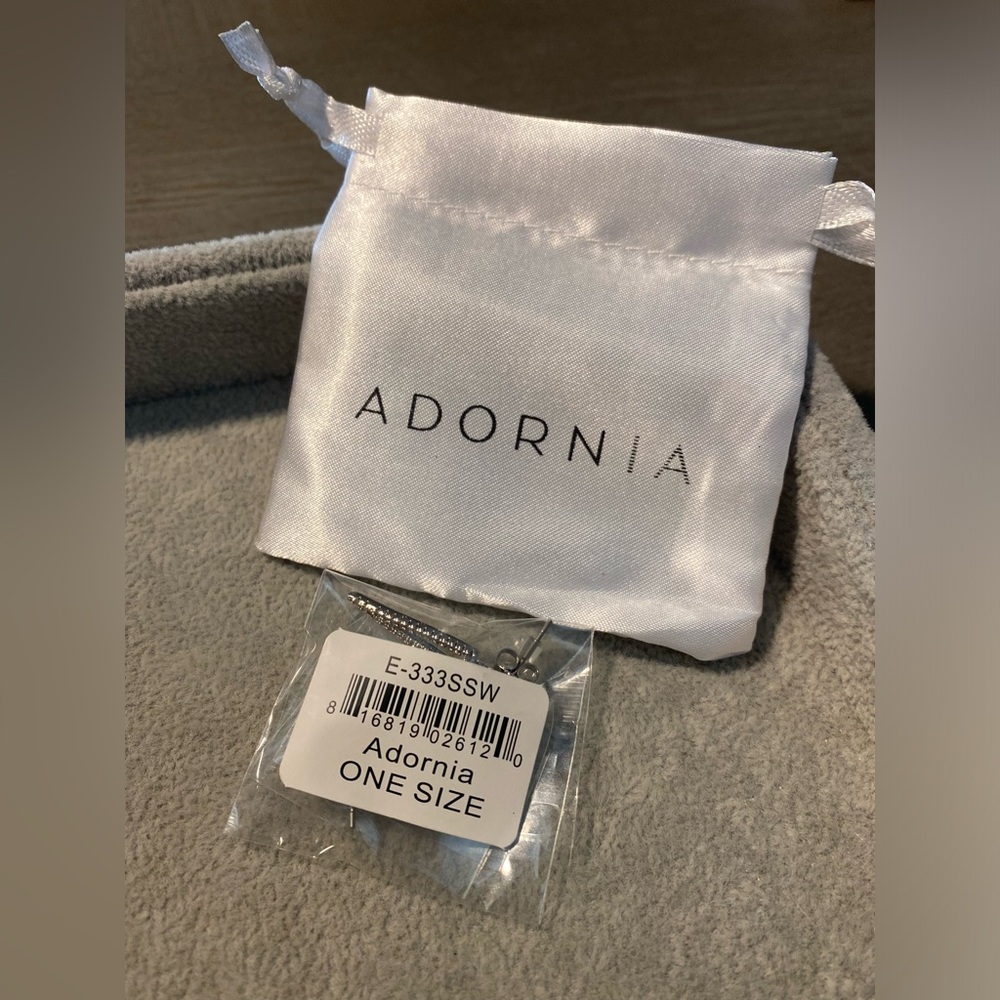 NWT Adornia Swarovski Crystal Earrings - Picture 2 of 4